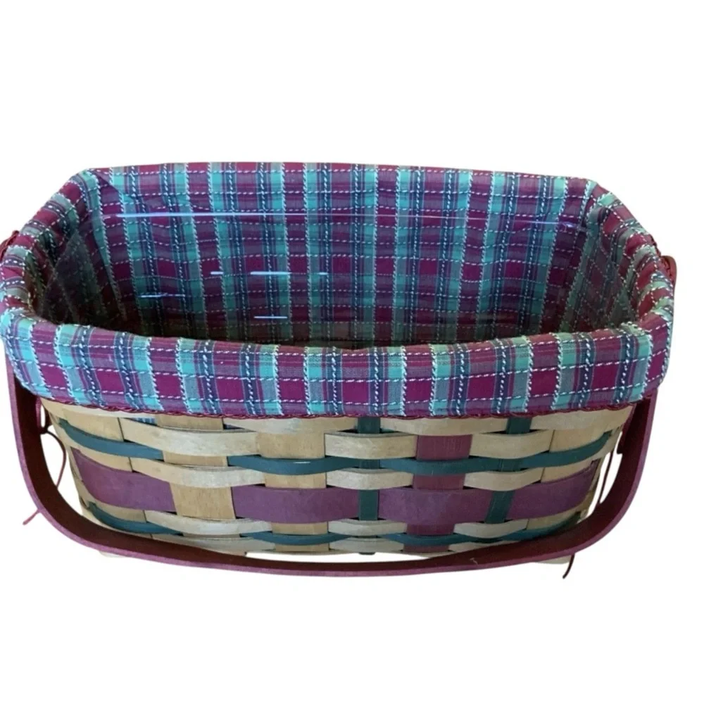 Longaberger 2008 Christmas Wrap It Up Basket bow liner plaid red green